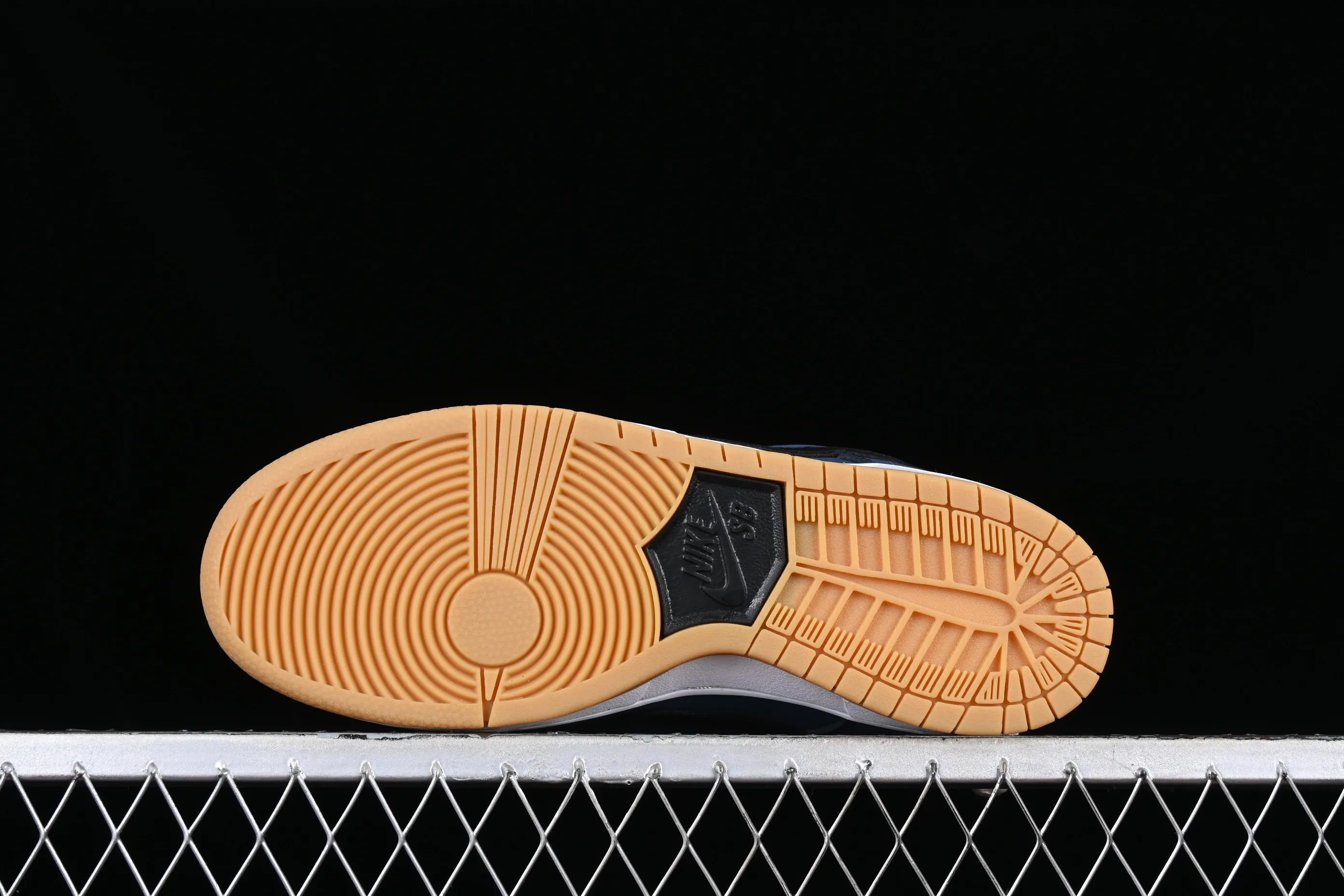 All Categories Nk SB Dunk Series Nk SB Dunk Low Low-top Sneakers Nk SB Dunk Low Pro ISO "Navy Gum" Navy Dunk Series Retro Low-top Casual Sports Skateboard Shoes CW7463-401